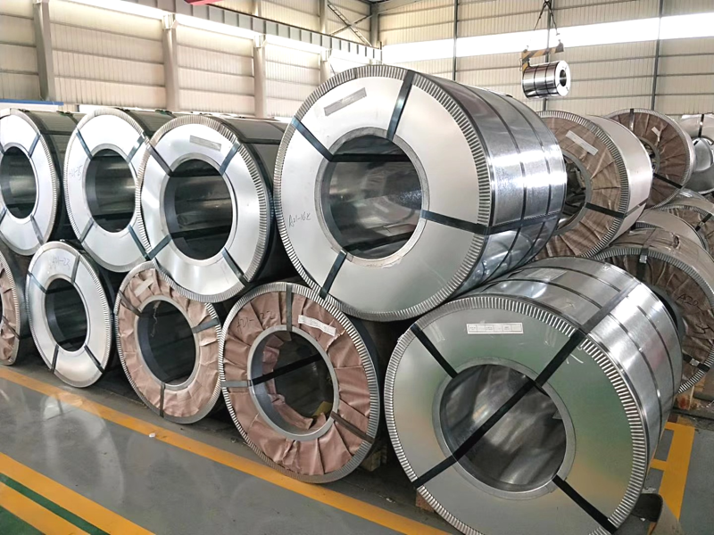 Différences entre le zingage et le zingage de l'aluminium